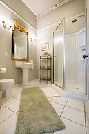 Historic Michabelle Inn