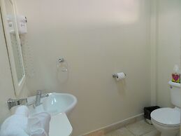 Grooms Beach Villa & Resort