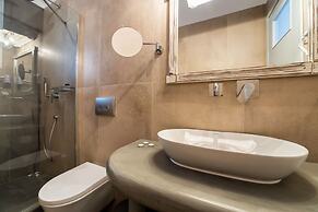 Tarsa Studios & Apartments