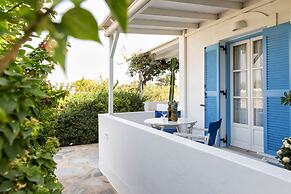 Tarsa Studios & Apartments