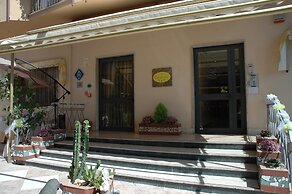 Solidago Hotel