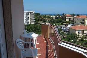 Solidago Hotel