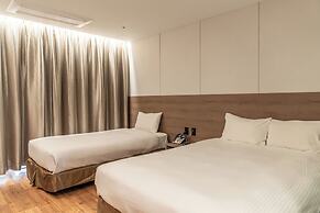 Raon Hotel & Resort