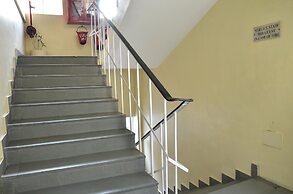 Hotel Tourist Deluxe