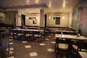 Hotel Tourist Deluxe