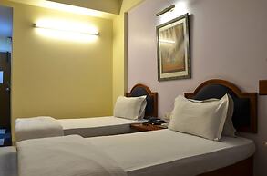 Hotel Tourist Deluxe