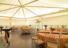 Le Monet Hotel