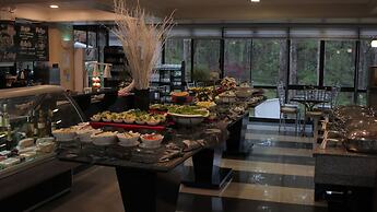Le Monet Hotel