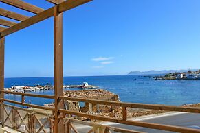 Porto Kalamaki Hotel