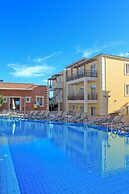 Porto Kalamaki Hotel