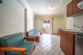 Porto Kalamaki Hotel