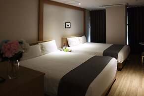 The Hotel Yeong Jong