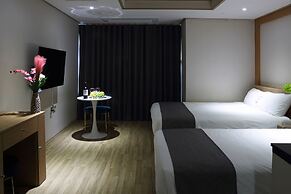 The Hotel Yeong Jong