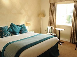 Red Hall Hotel