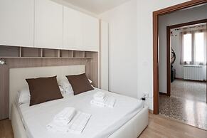 San Polo Canal View Apartments