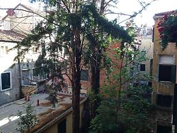 San Polo Canal View Apartments