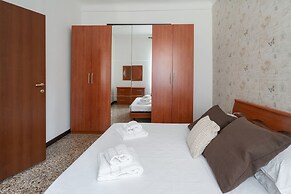 San Polo Canal View Apartments