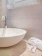 San Polo Canal View Apartments