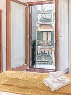 San Polo Canal View Apartments