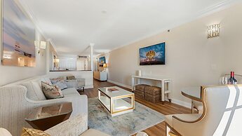 La Mer Beachfront Resort