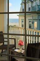 La Mer Beachfront Resort