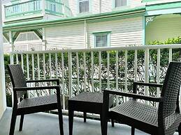 La Mer Beachfront Resort