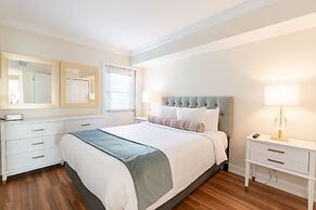 La Mer Beachfront Resort