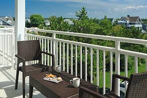 La Mer Beachfront Resort