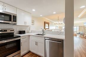 La Mer Beachfront Resort