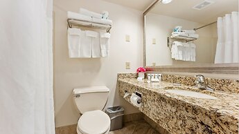 La Mer Beachfront Resort