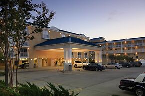 La Mer Beachfront Resort