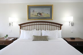 La Mer Beachfront Resort