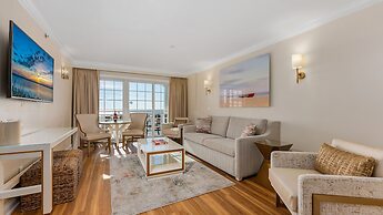 La Mer Beachfront Resort