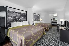 Super 8 by Wyndham Carthage TX