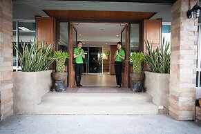 Season Palace Huahin Hotel