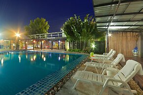 Season Palace Huahin Hotel