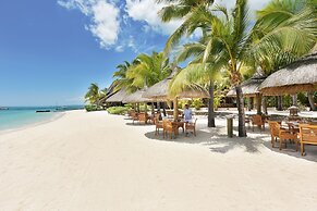 Paradis Beachcomber Golf Resort & Spa