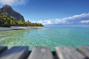 Paradis Beachcomber Golf Resort & Spa