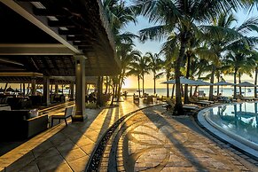 Paradis Beachcomber Golf Resort & Spa