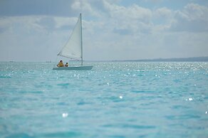 Paradis Beachcomber Golf Resort & Spa