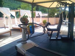 Guesia Village Hotel & Spa