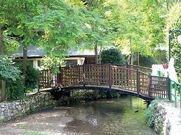 Guesia Village Hotel & Spa