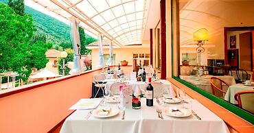 Guesia Village Hotel & Spa