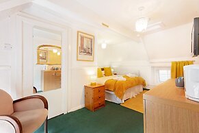 The Tavern - Steakhouse and Lodge