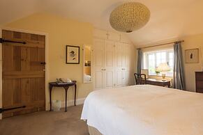 Mulsford Cottage Bed & Breakfast