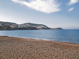 Niriides Beach Hotel