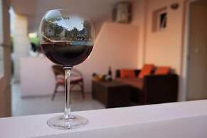 Niriides Beach Hotel