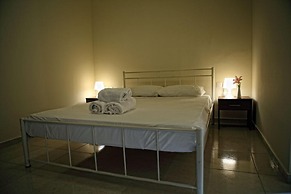 Niriides Beach Hotel