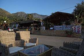 Niriides Beach Hotel