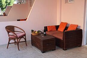 Niriides Beach Hotel